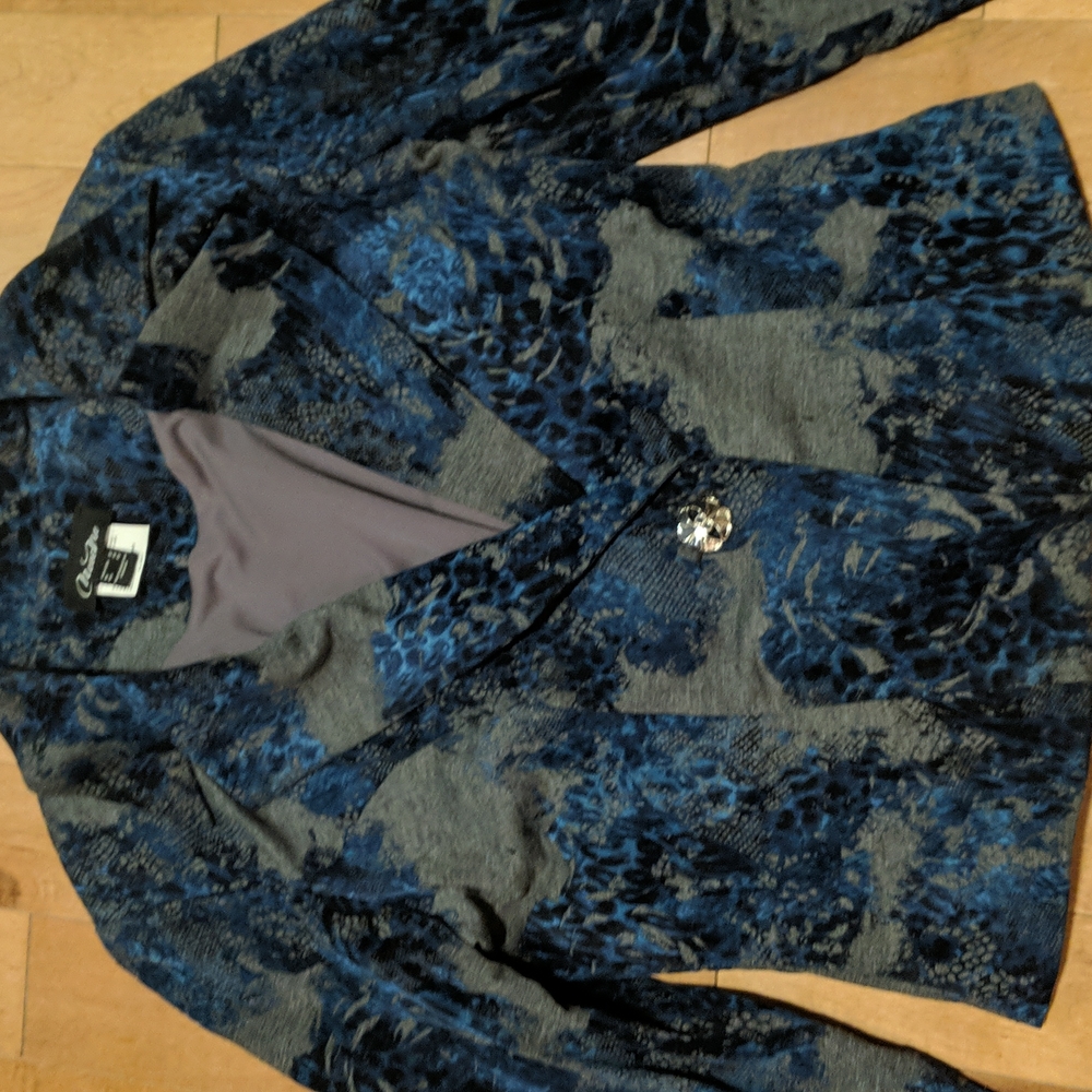 Nueva blazer. New condition beautiful